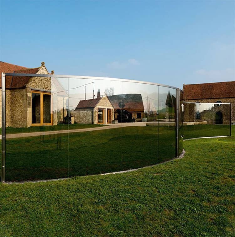HAUSER & WIRTH GARDEN