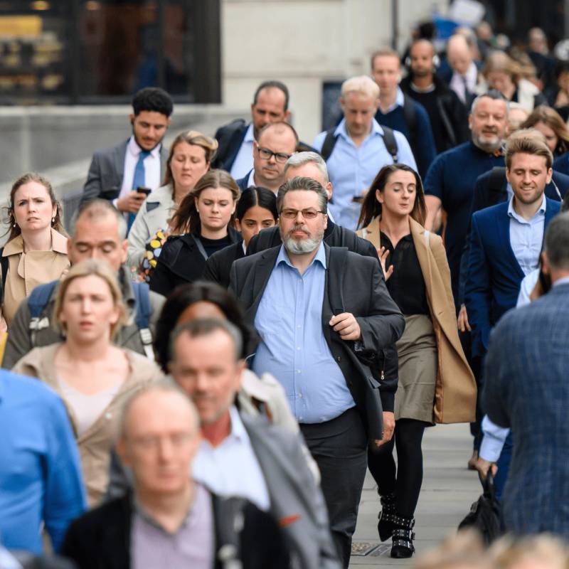 Travailler à l’étranger : La liste des jobs qui permettent de voyager