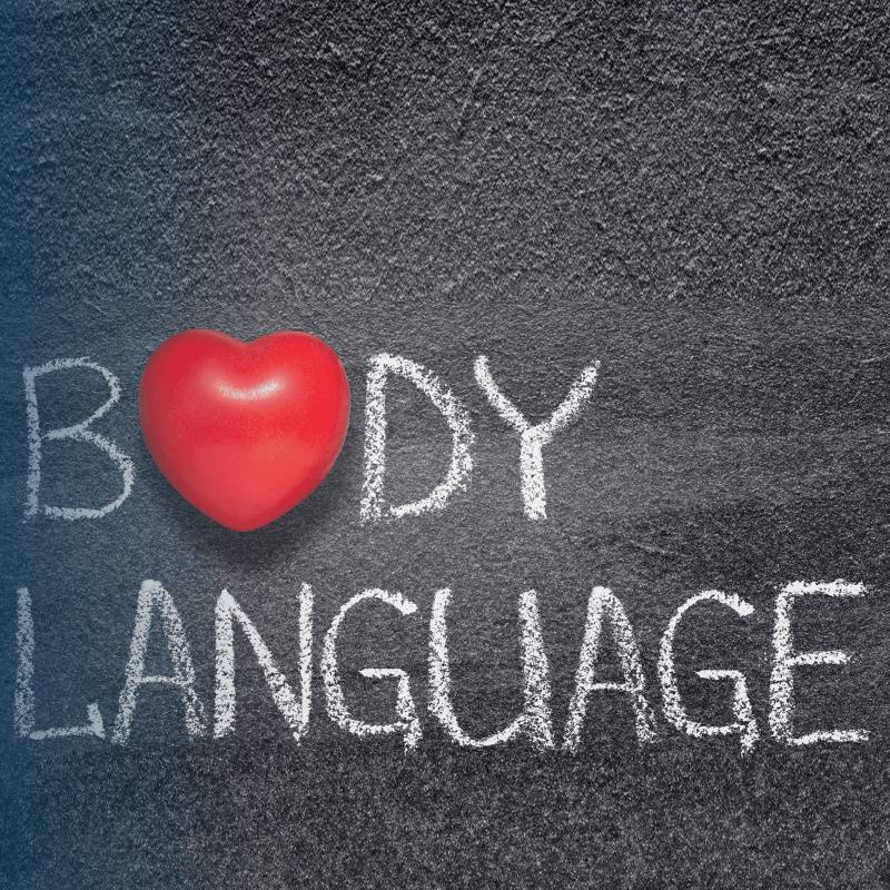 Utiliser le langage corporel pour communiquer